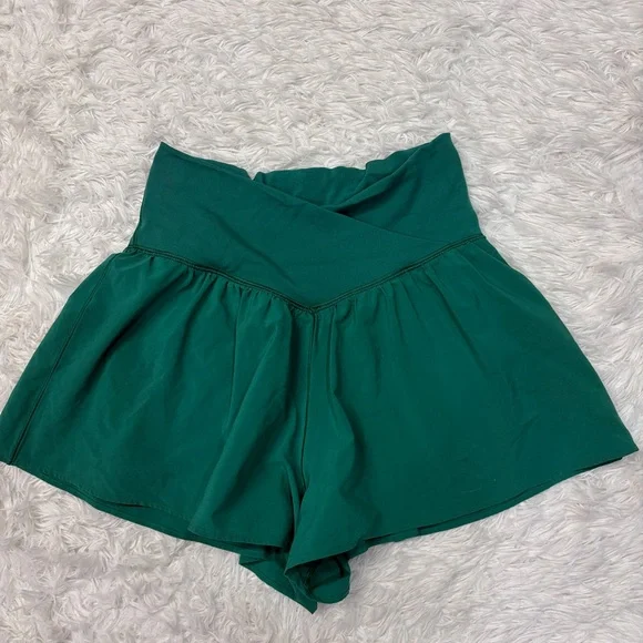 Aerie Crossover Flowy Stretch Shorts Green - Picture 2 of 4